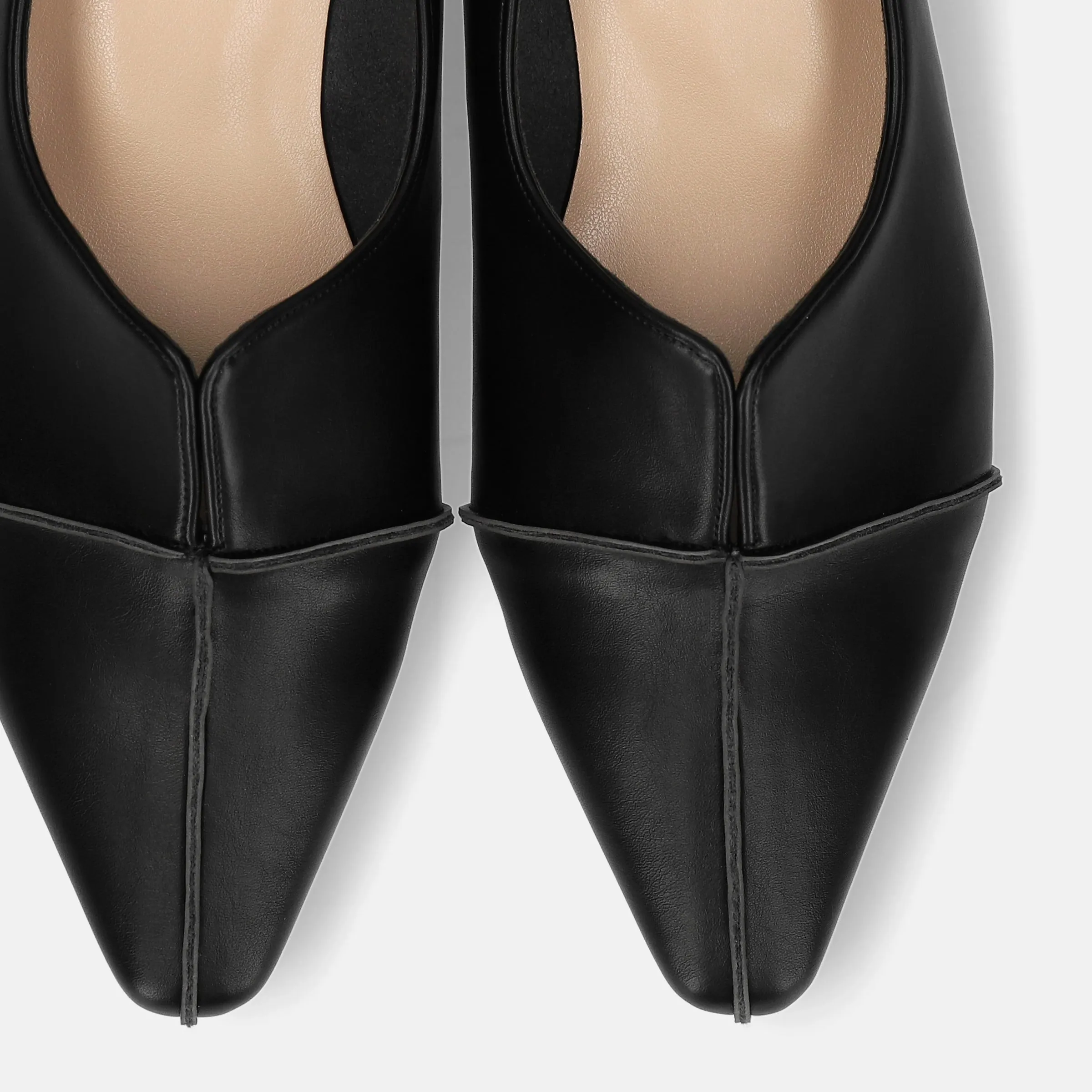 40%OFF: 2024SS: Cross seam slit design flat shoes (m18007) Black