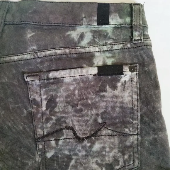 7 For All Mankind Tie Dye Jean Shorts Size 27 New