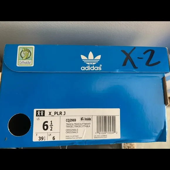 Adidas sneakers 6.5Y
