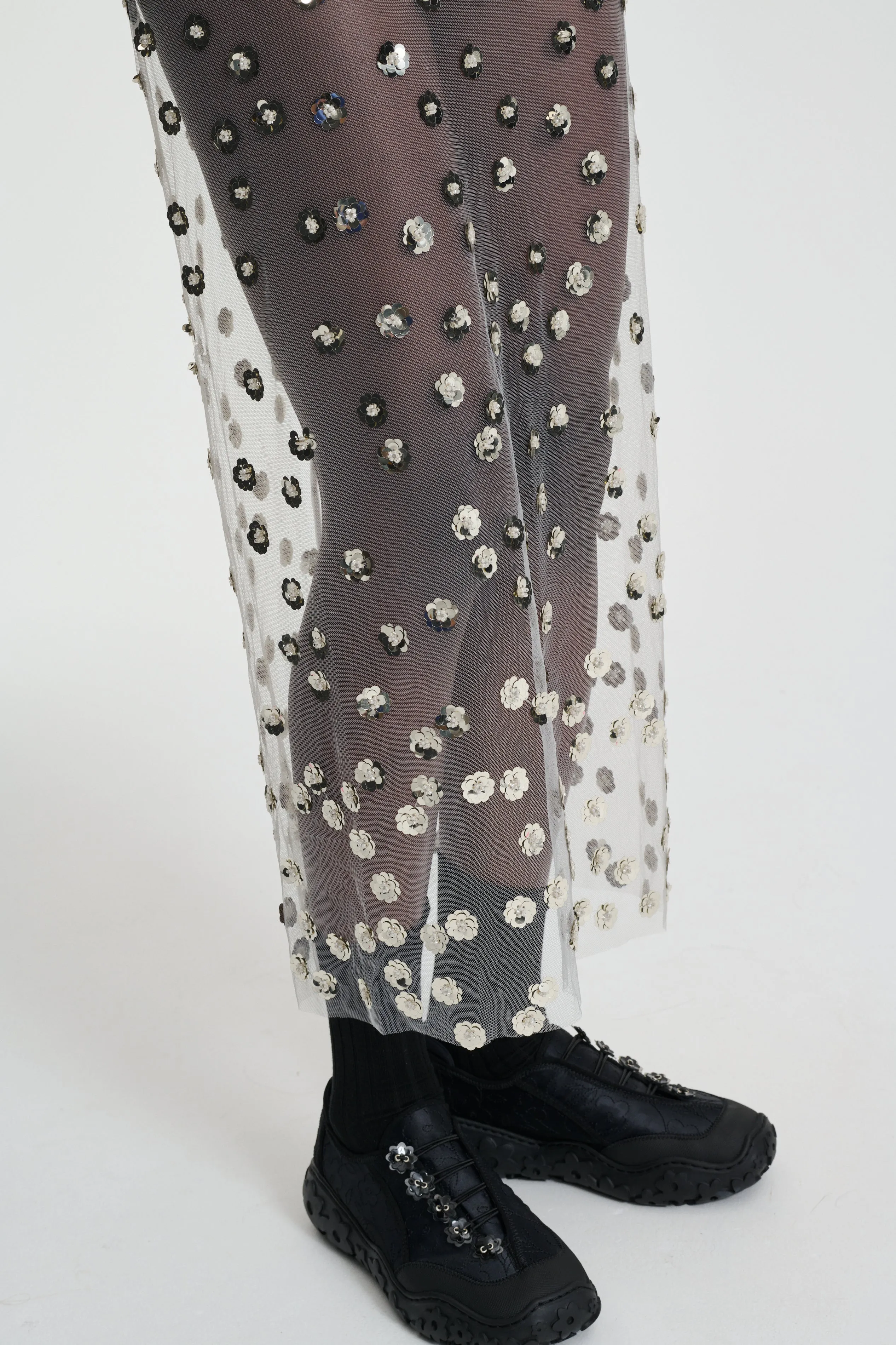ALINA | SNEAKER EMBROIDERED SATIN BLACK