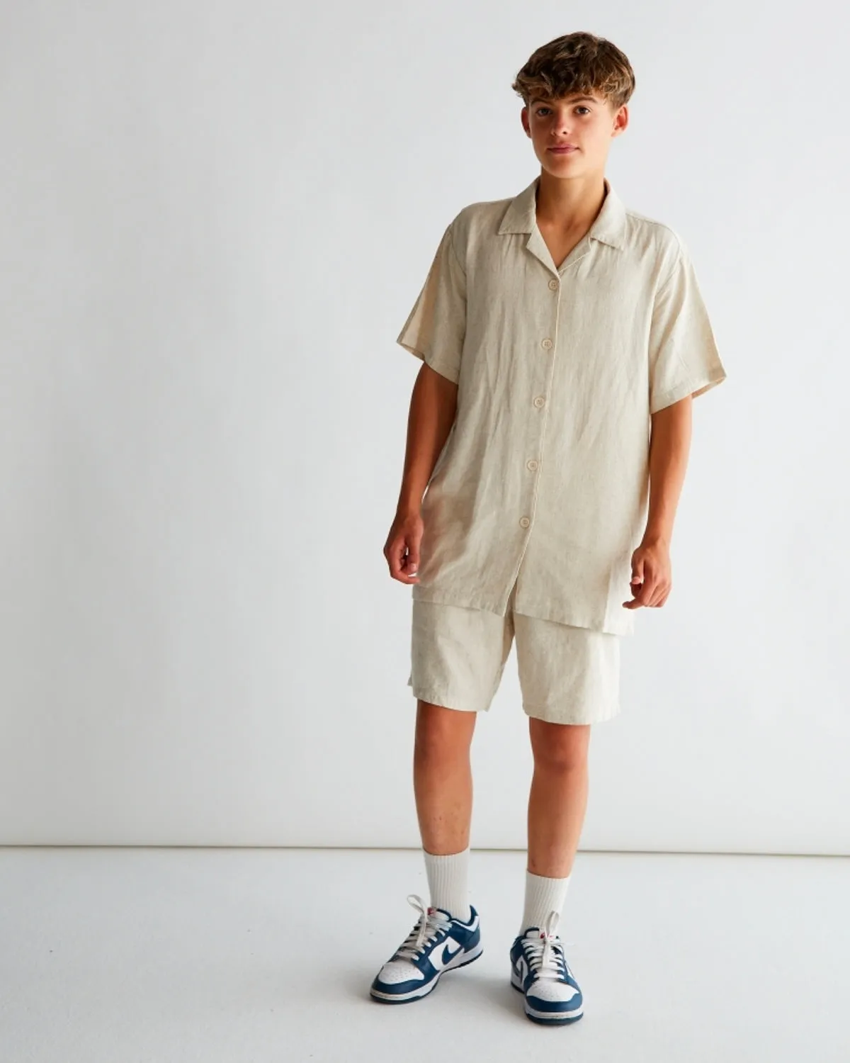Alux Linen Shorts - Sand