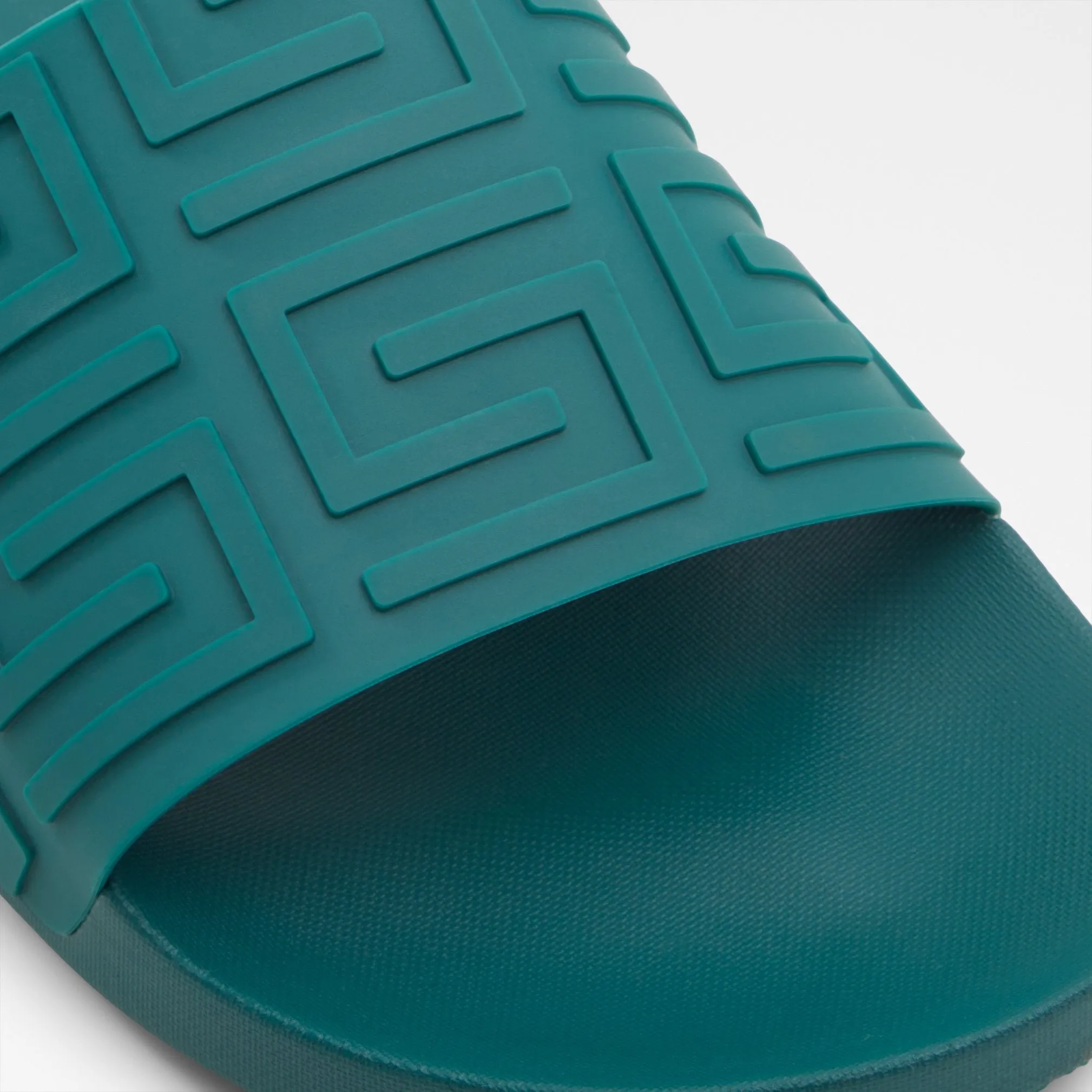 Atrani / Flat Sandals
