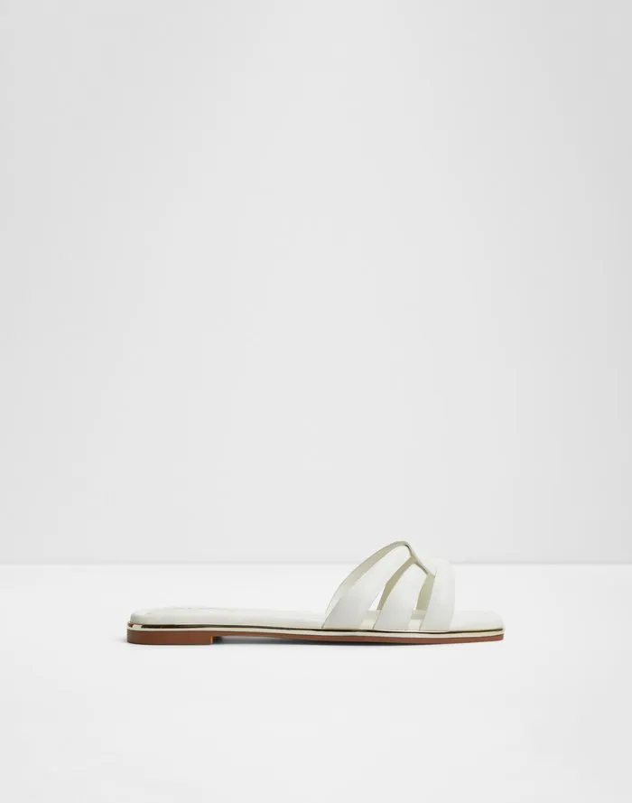 Augustya / Flat Sandals