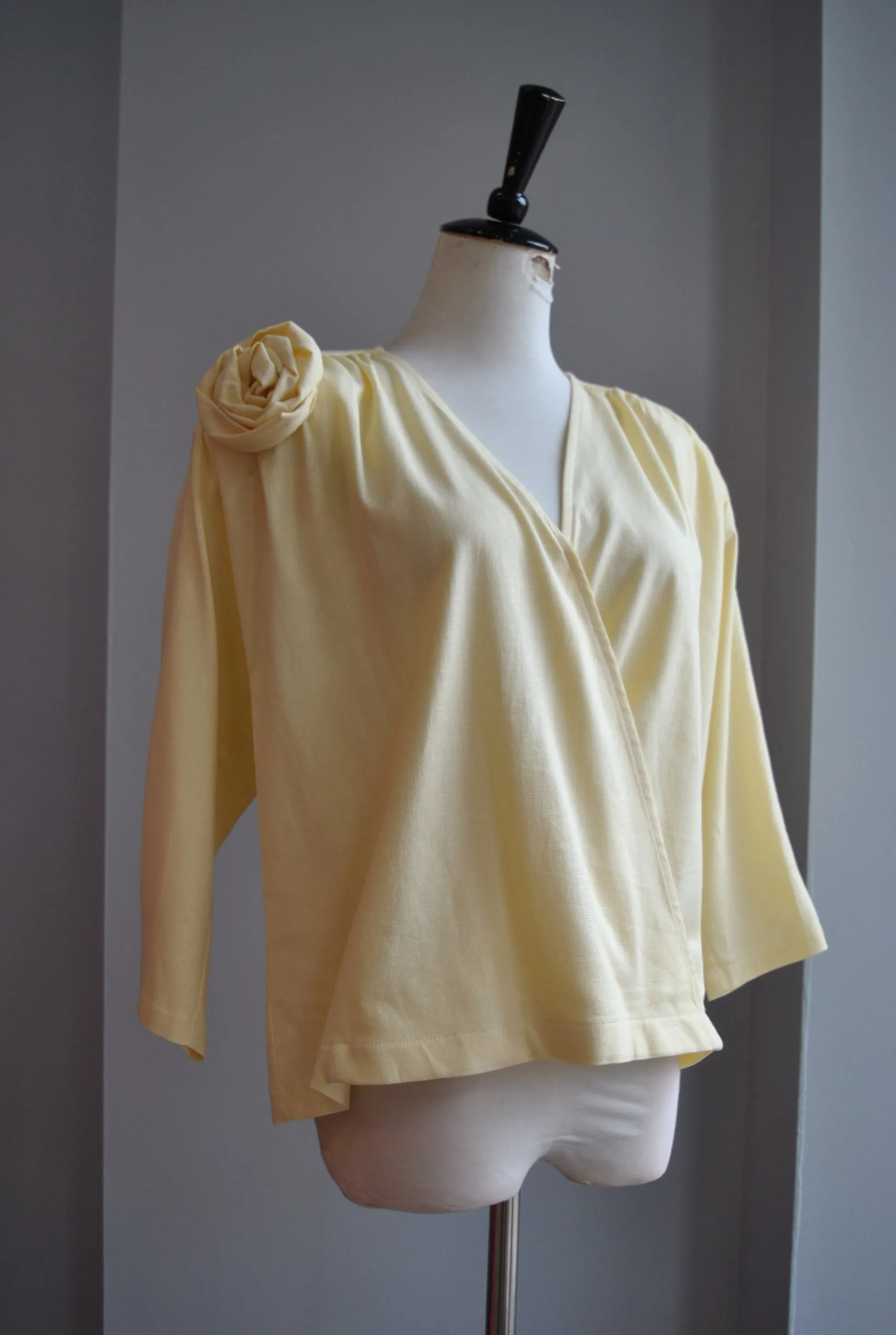 CLEARANCE - YELLOW LINEN SUMMER SET