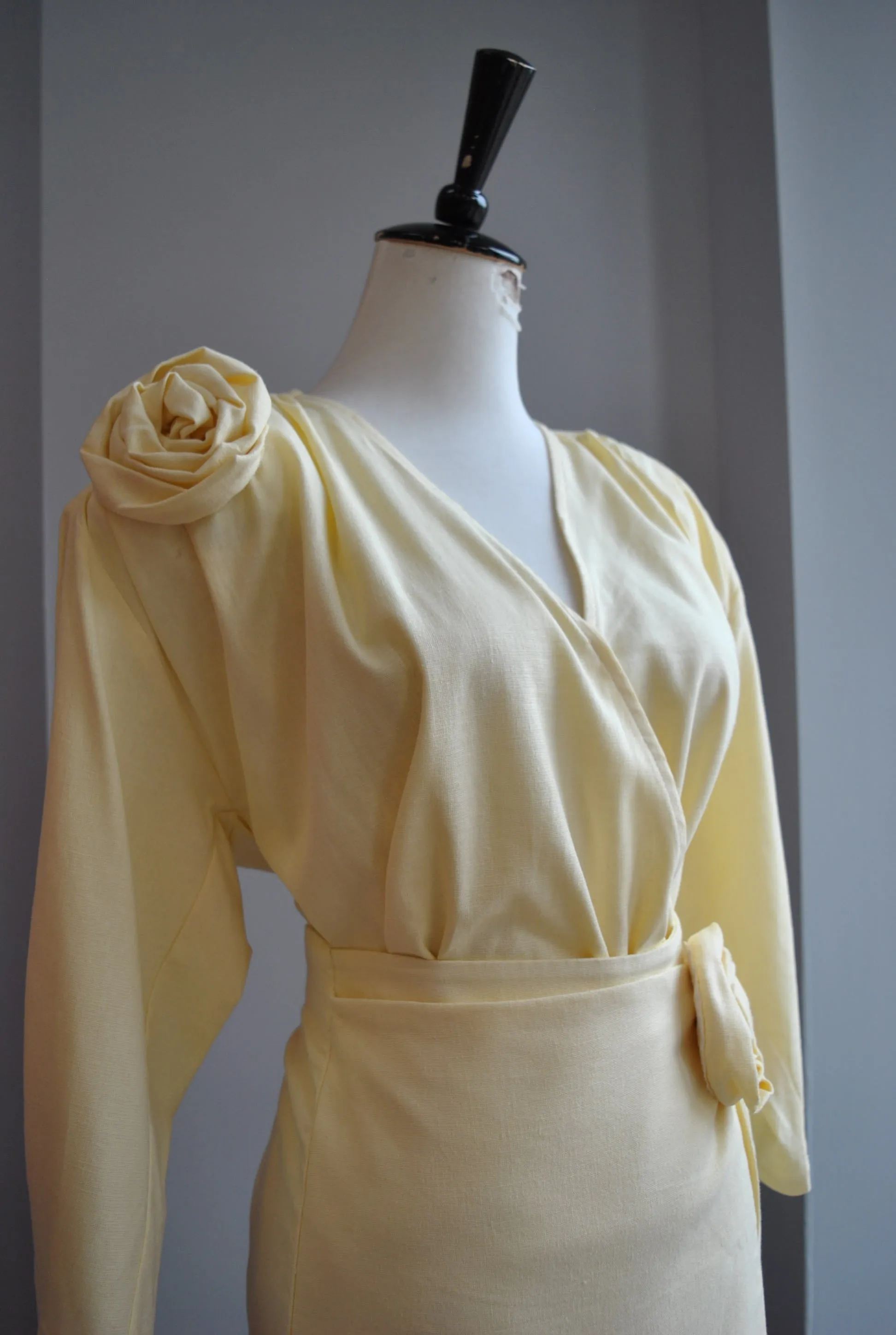 CLEARANCE - YELLOW LINEN SUMMER SET