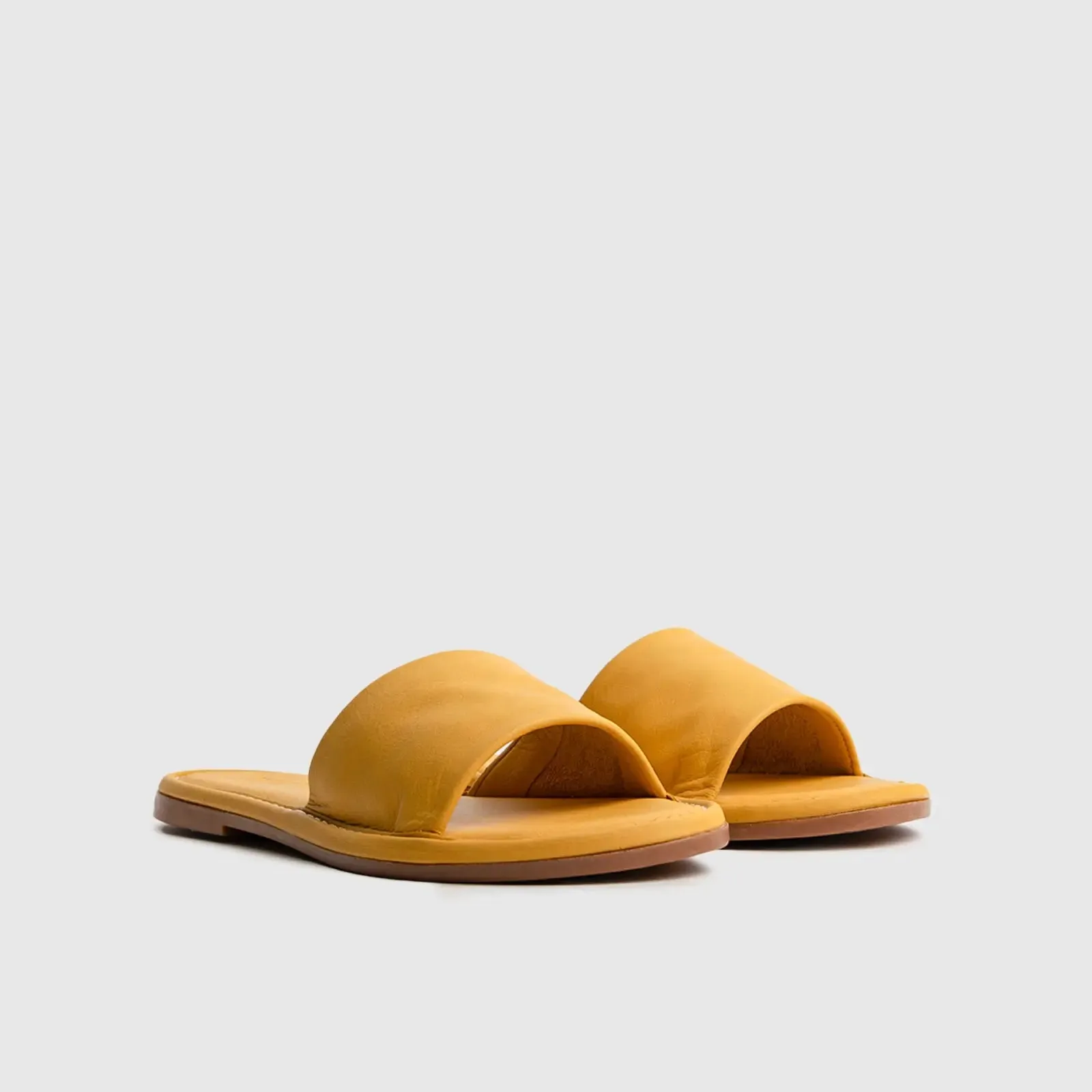 Flat Comfort Push In Sandal 242305B