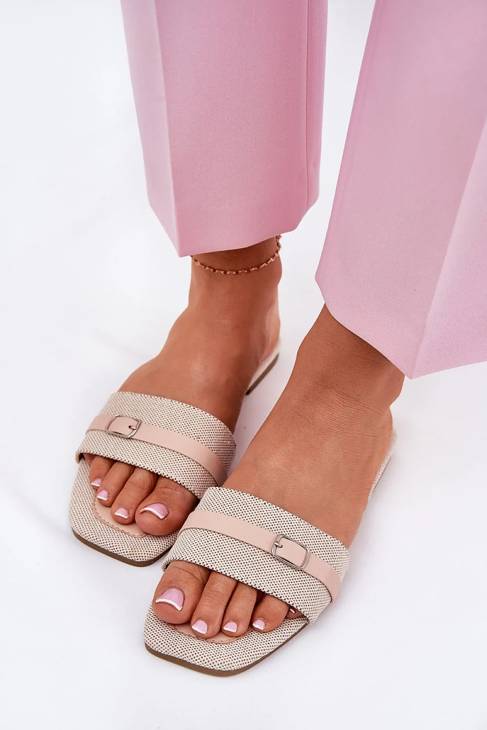Flip-flops Step in style