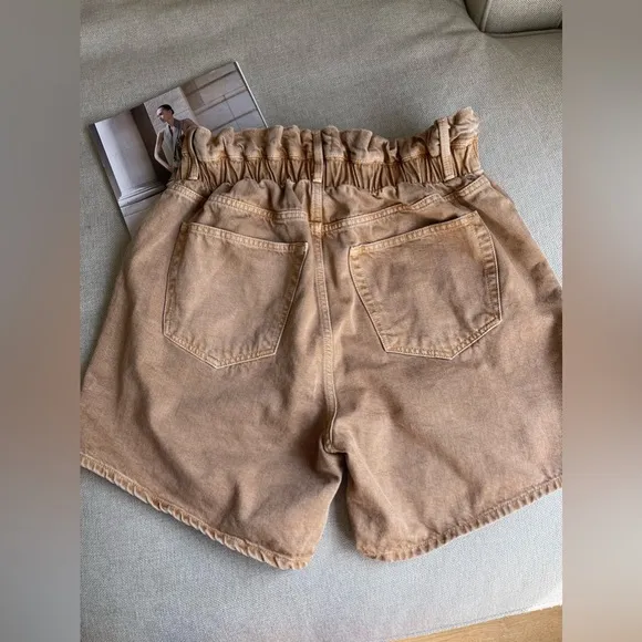 Frame Paperbag Elastic Waist High-Rise Twill Shorts In Washed Sand Size L