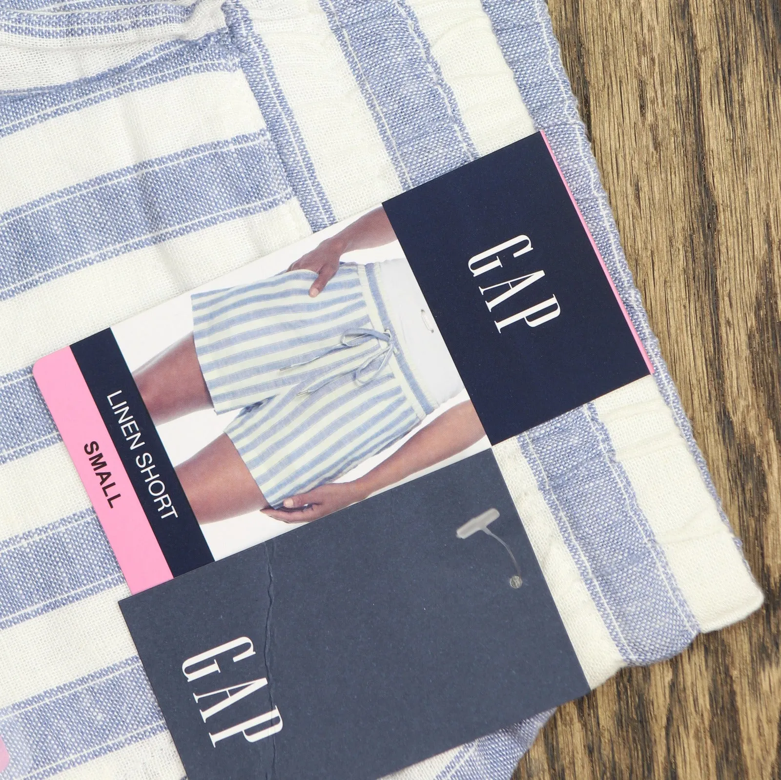 Gap Women's Lightweight & Comfortable Linen Shorts 980372722