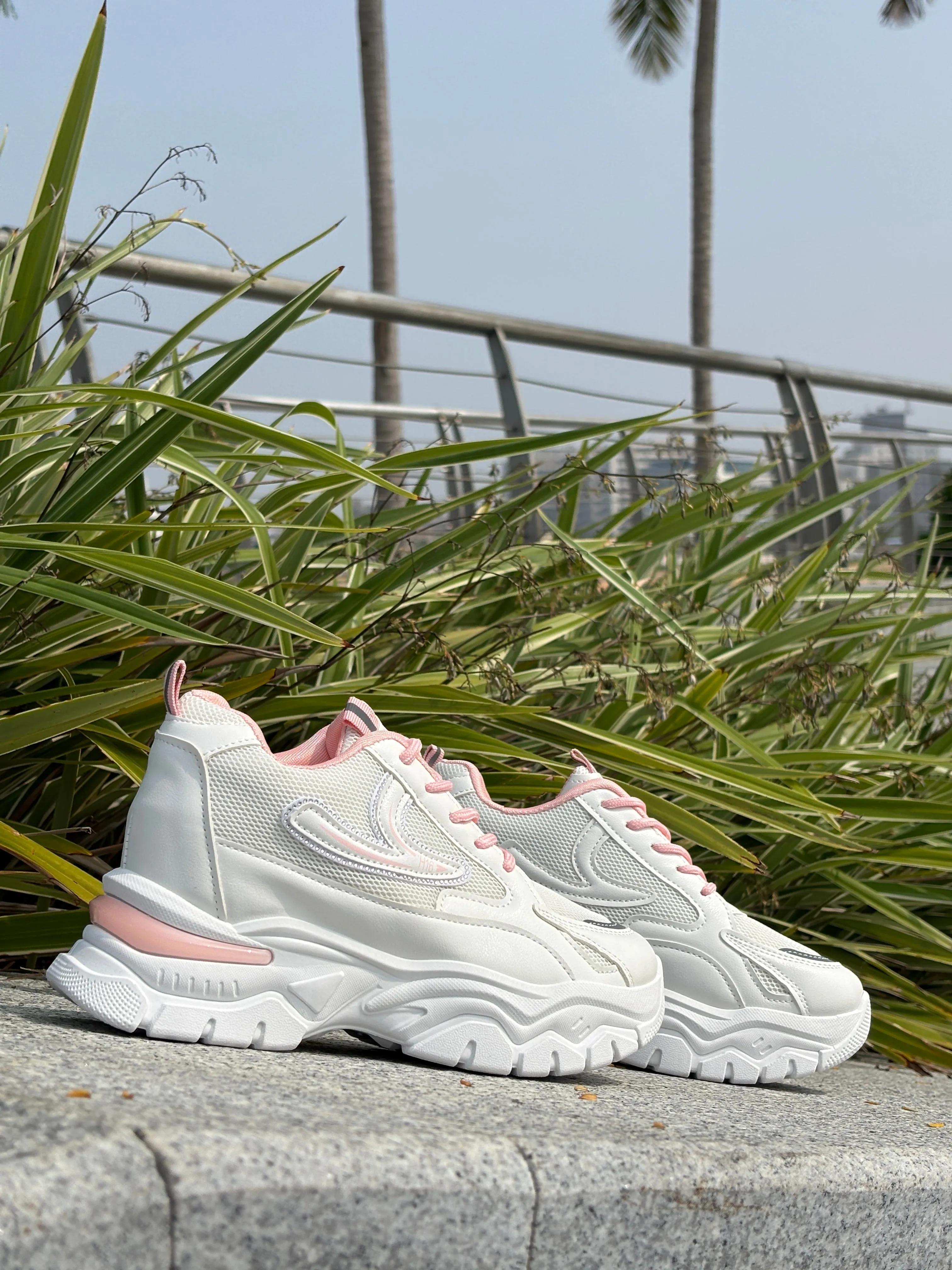 GIRLS CHUNKY SHOES
