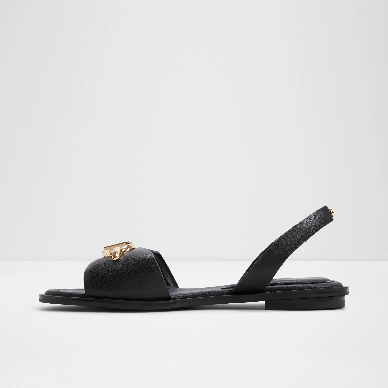 Goassi / Flat Sandals