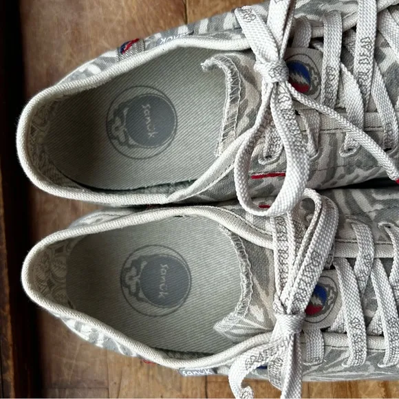 Grateful Dead Sanuk Sneakers Men’s 8 Women’s 9 (10) Worn Once!