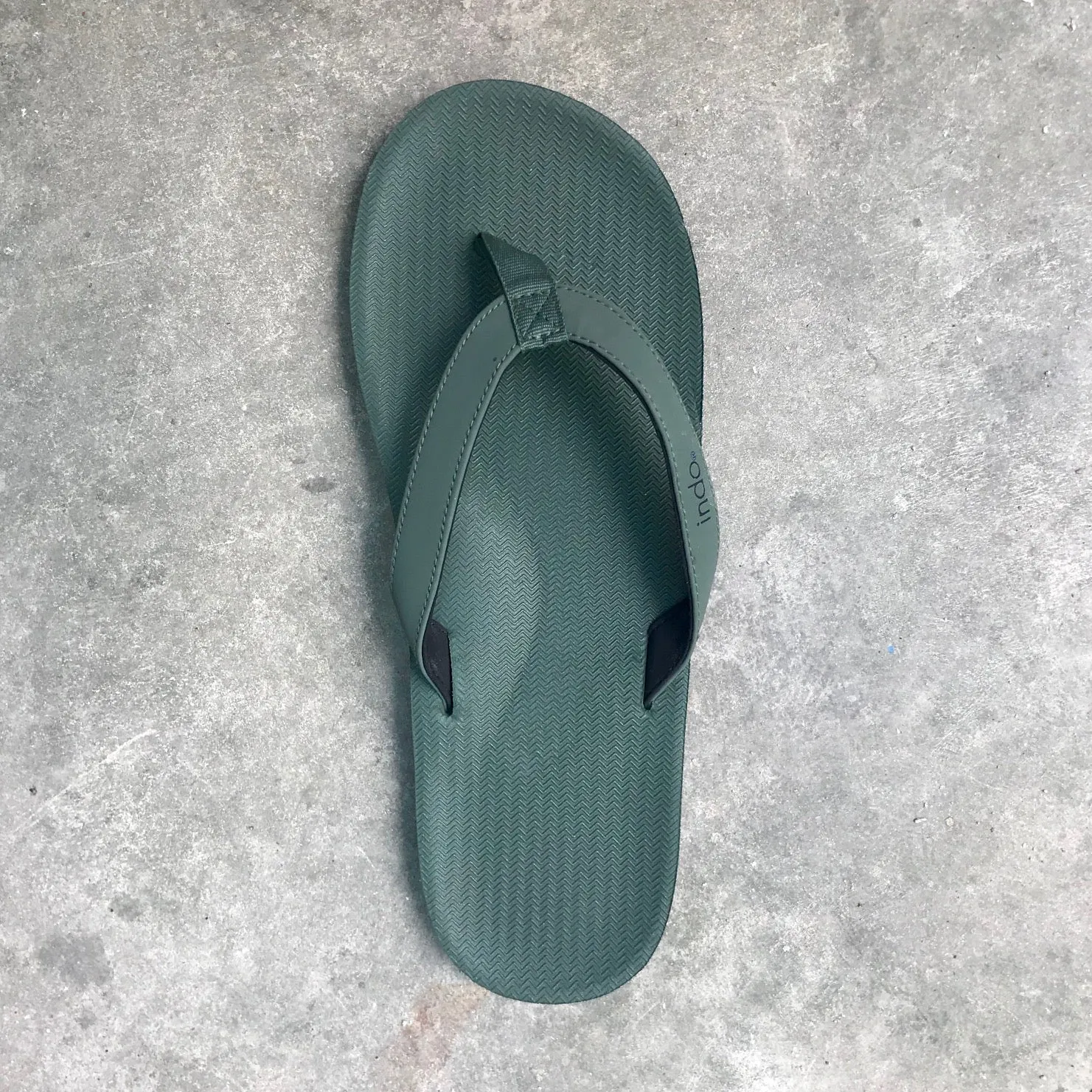 INDOSOLE   MEN'S ESSNTLS FLIP FLOP   LEAF