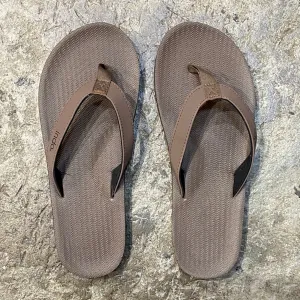 INDOSOLE   MEN'S ESSNTLS FLIP FLOP   SOIL