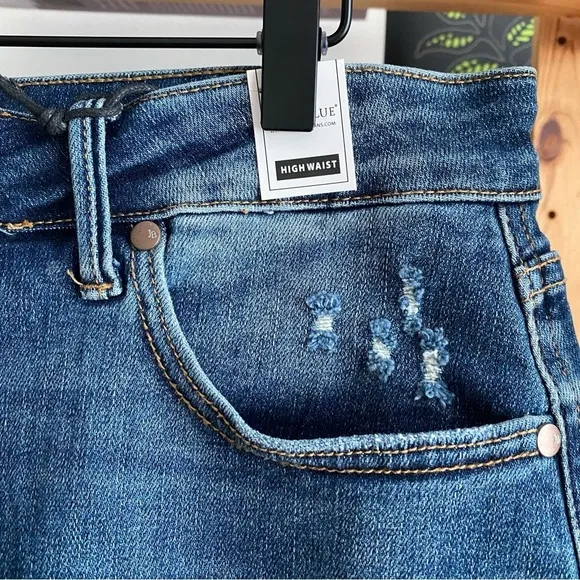Judy Blue High Waisted Vintage Wash Tummy Control Cuffed Denim Short