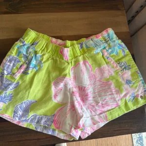 Lilly Pulitzer Lilo Linen Shorts