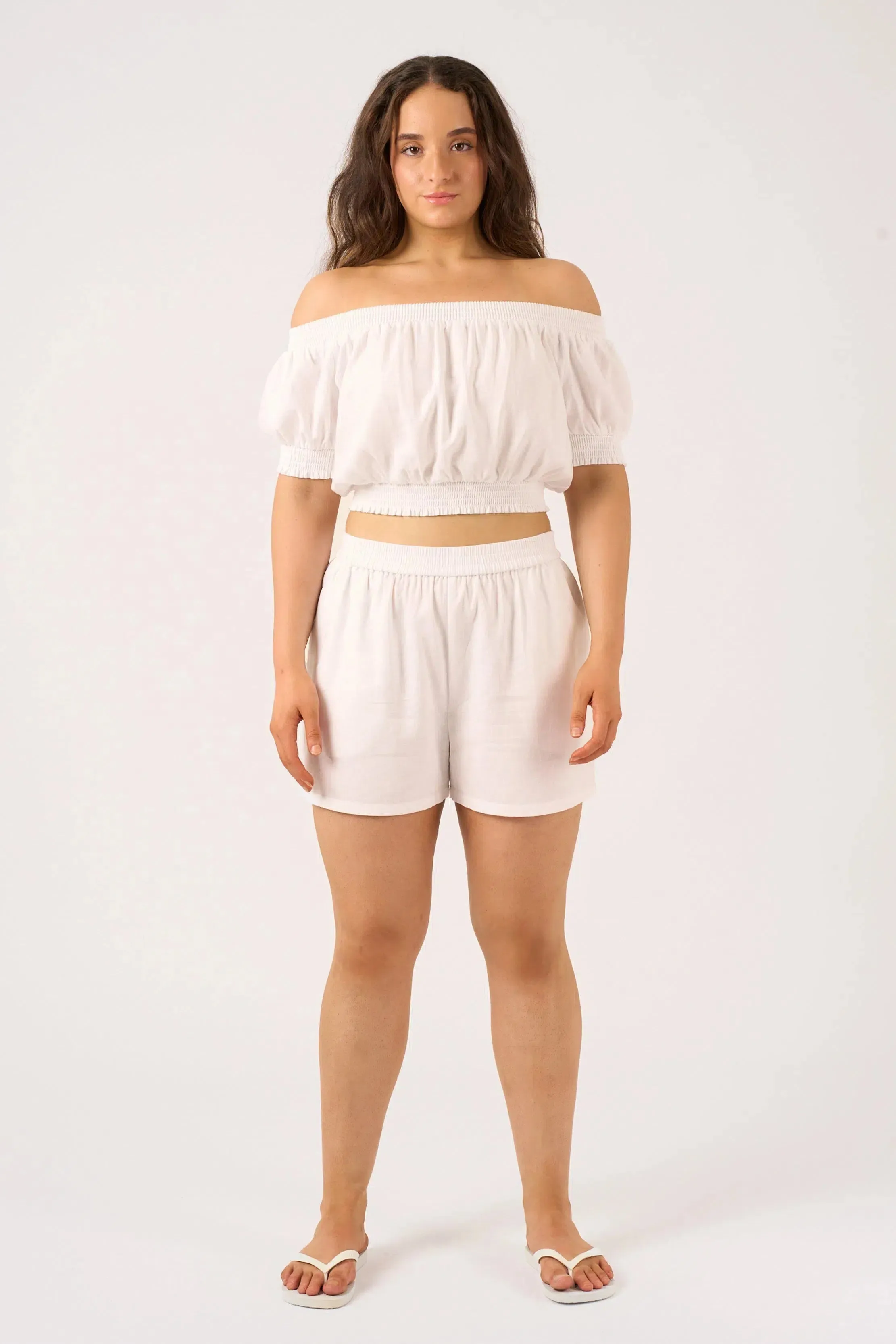 Linen Blend Pull On Short - White