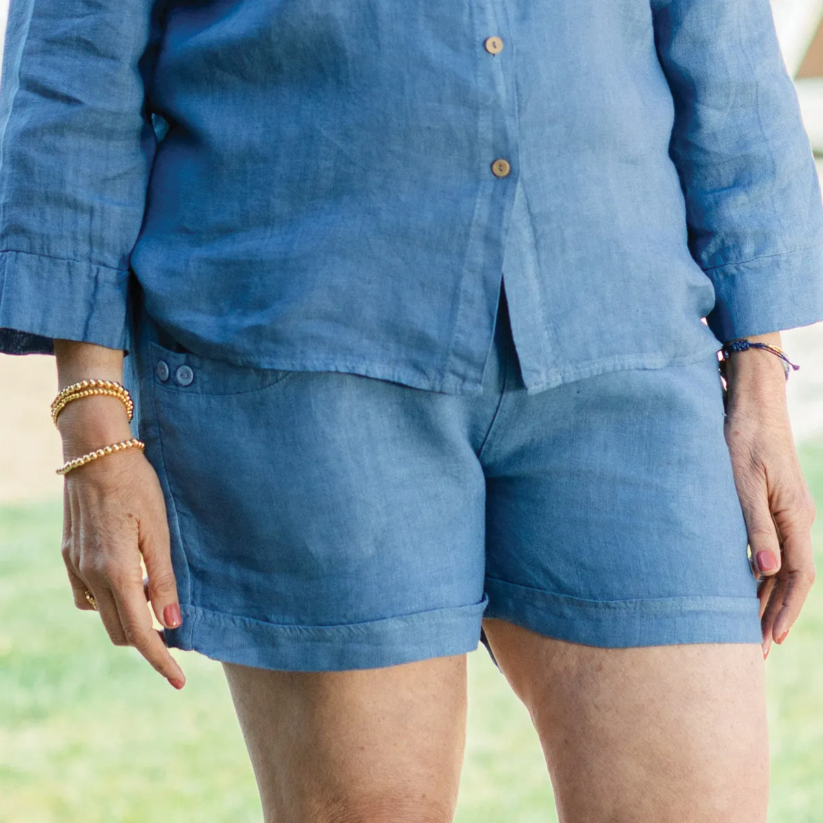 Linen Cuffed Shorts