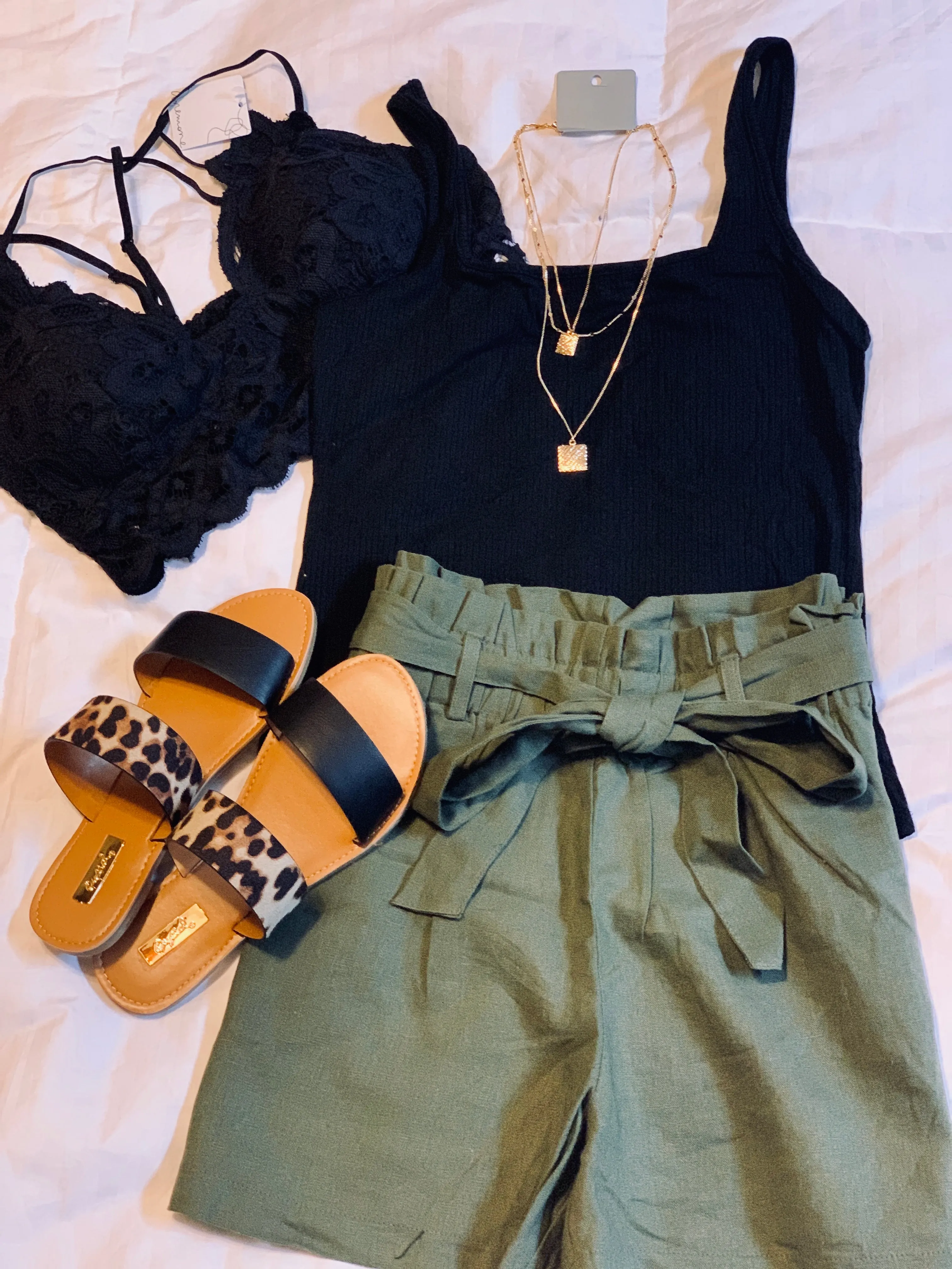 Linen Paperbag Shorts - Olive