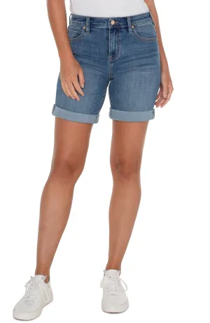 Marley Girlfriend Shorts w Rolled Cuffed Hem