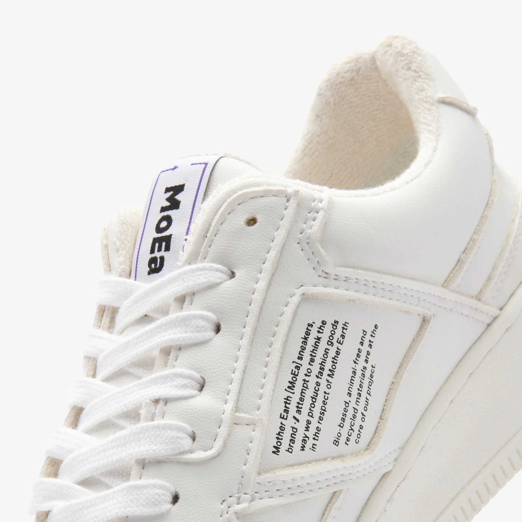 MoEA GEN1 Full White