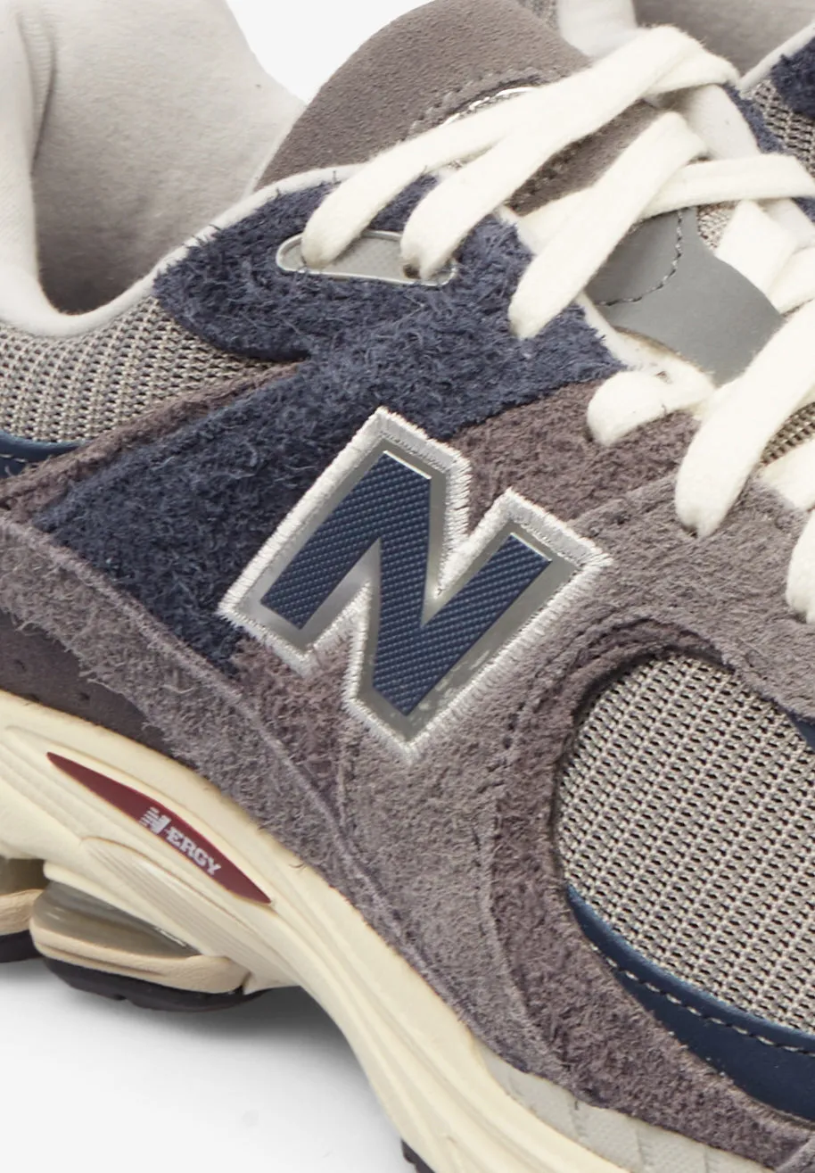 NEW BALANCE | SAPATILHAS 2002R DE HOMEM