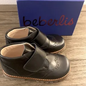 NIB [Beberlis] Hamilton Trail Velcro Dress Boots Toddler Kids EU 26 / US 9.5