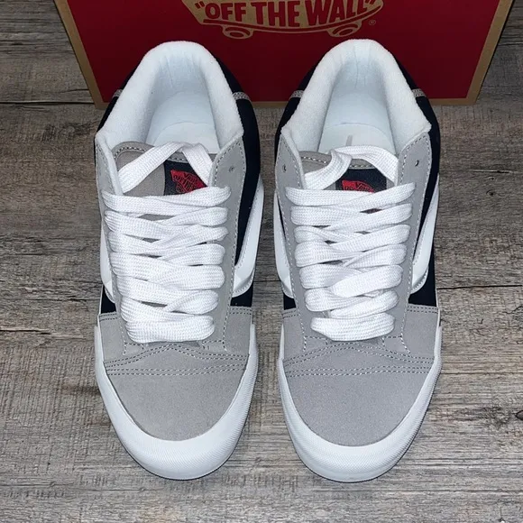 NWT Vans Knu Mid Men's Shoes - VN000CQ9KAQ