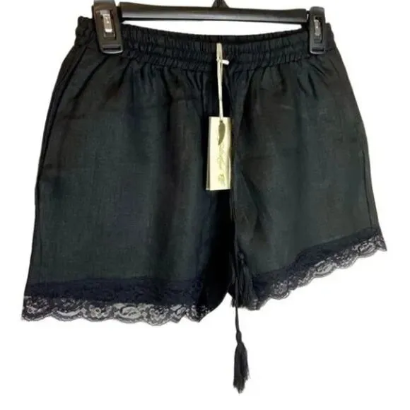NWT Women's Gold Hawk Black linen with lace trimmed shorts  XS