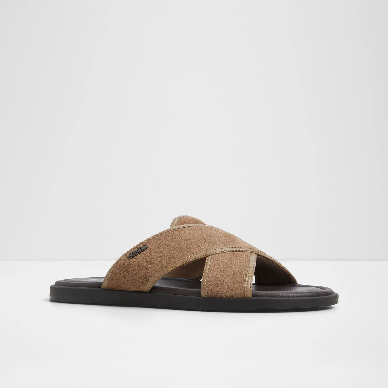 Olino / Flat Sandals