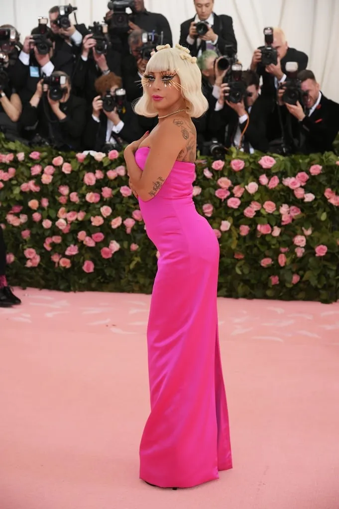 Pink Lady Gaga Spaghetti Strap Dress Satin Prom Red Carpet Evening Dress Gowns Met Gala