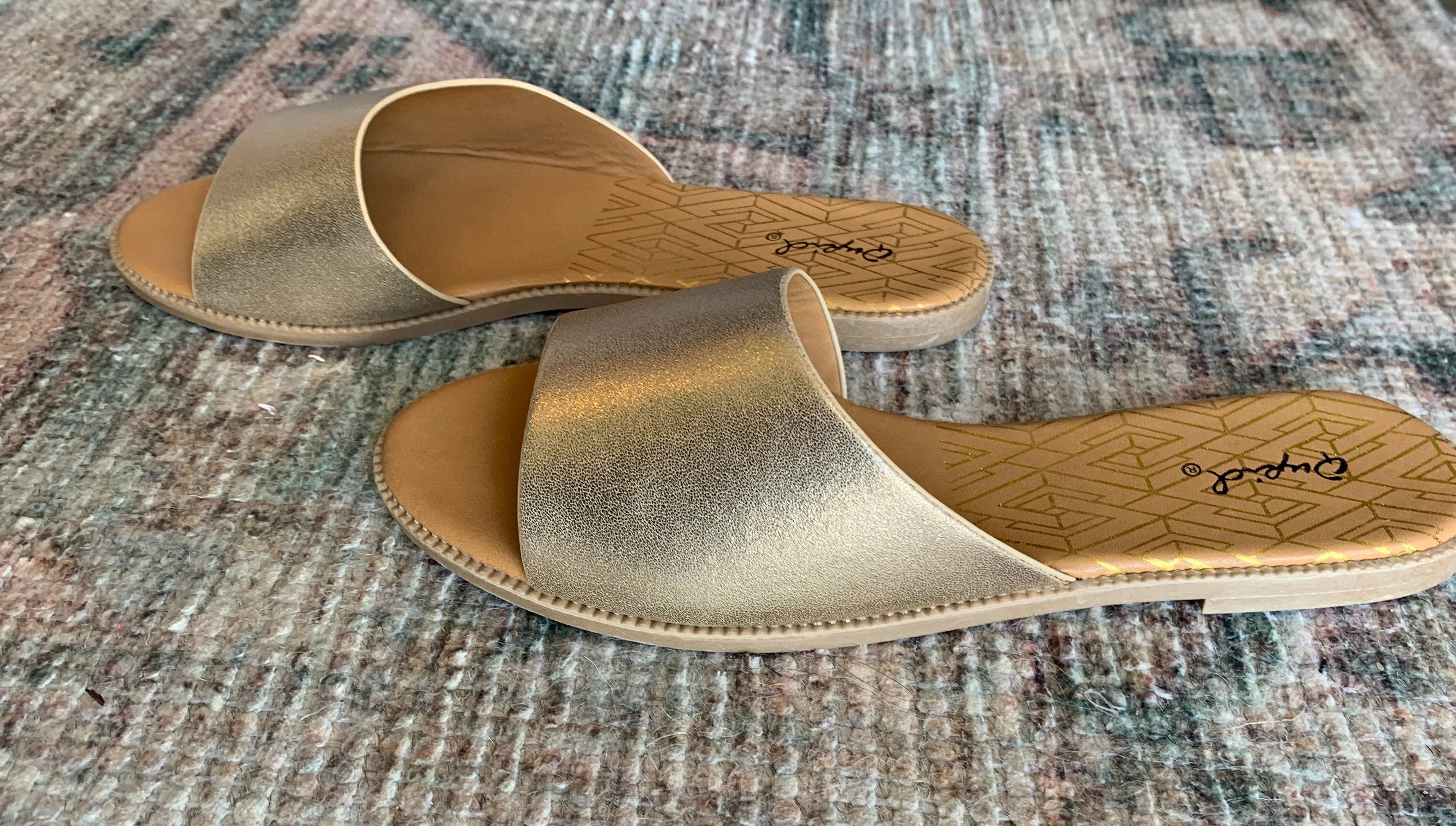Qupid Metallic Gold Sandal