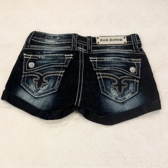 Rock Revival 27 (4) Johanna Women’s Denim Jeans Shorts Cuffed Flap Pockets