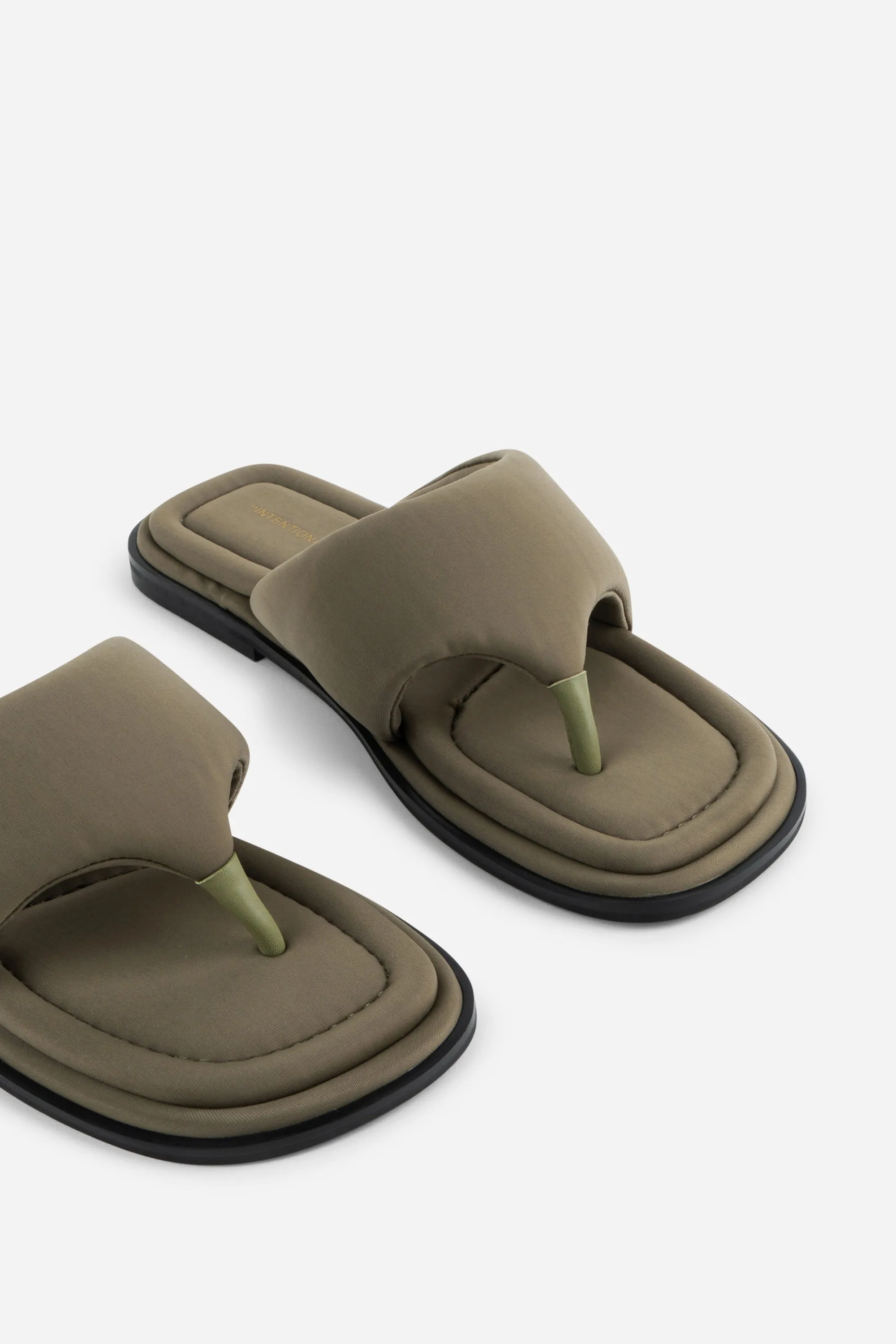 SEOUL VEGAN NEOPRENE THONG SANDAL
