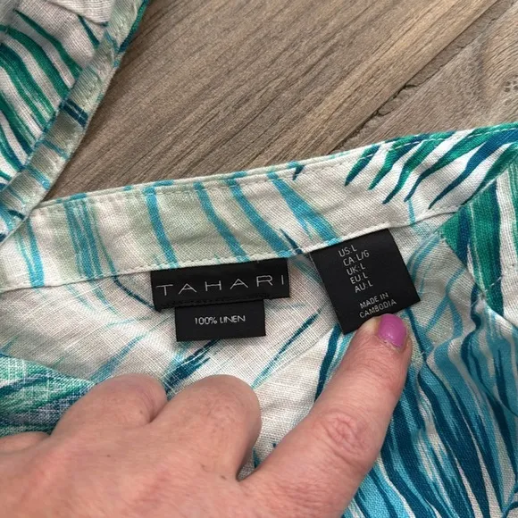 Tahari 100% Linen Tropical Short Set Size Large 2 piece set