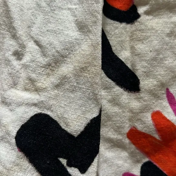 Tanya Taylor Quinn Shorts in Graphic Floral Print Size: 0