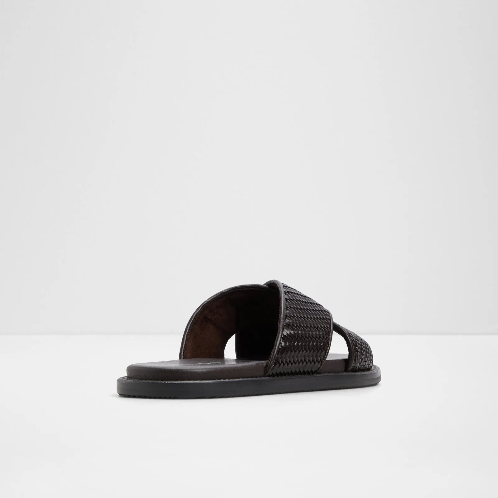 Tarik / Flat Sandals