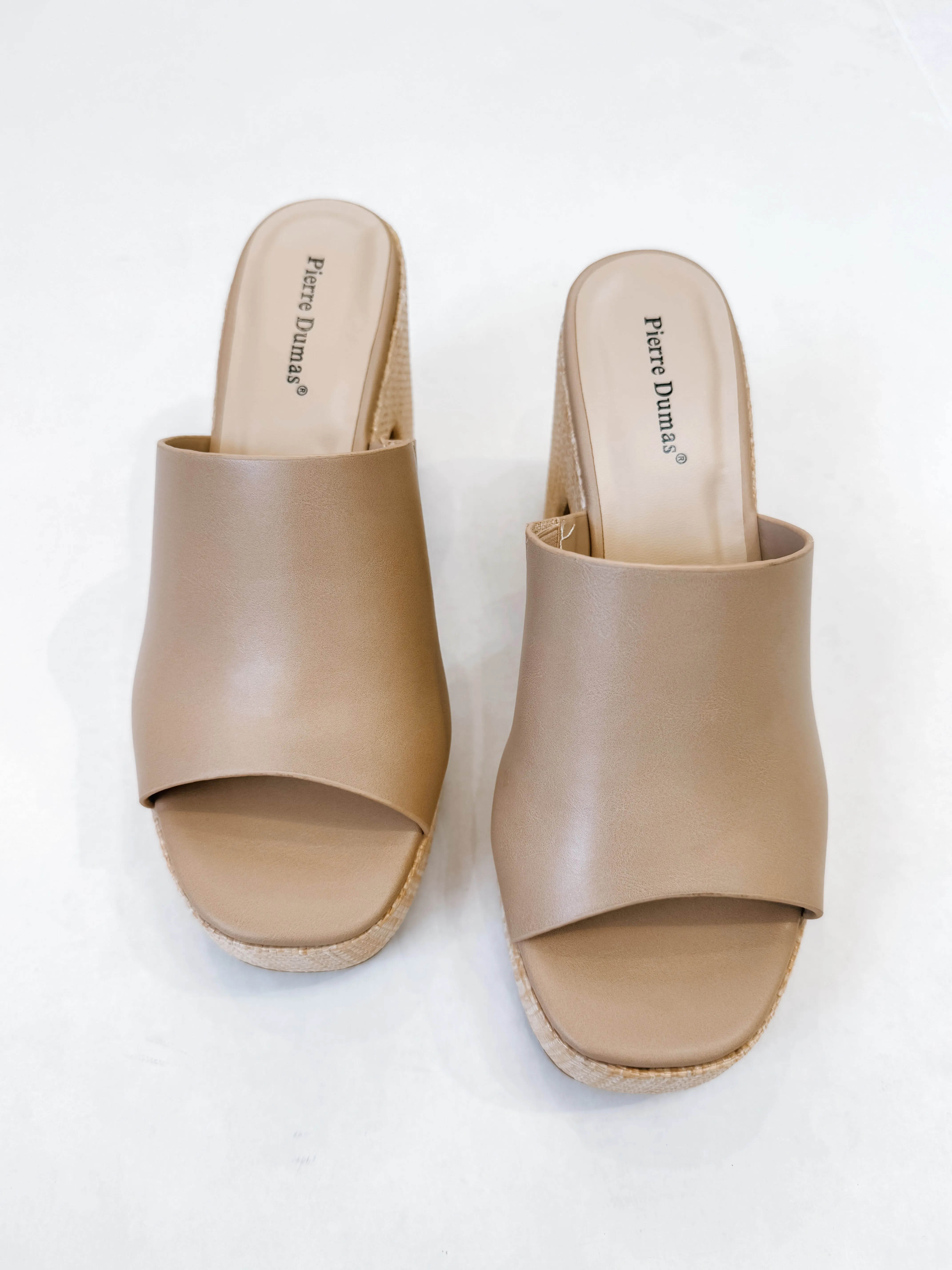 The Penelope Chunky Platform
