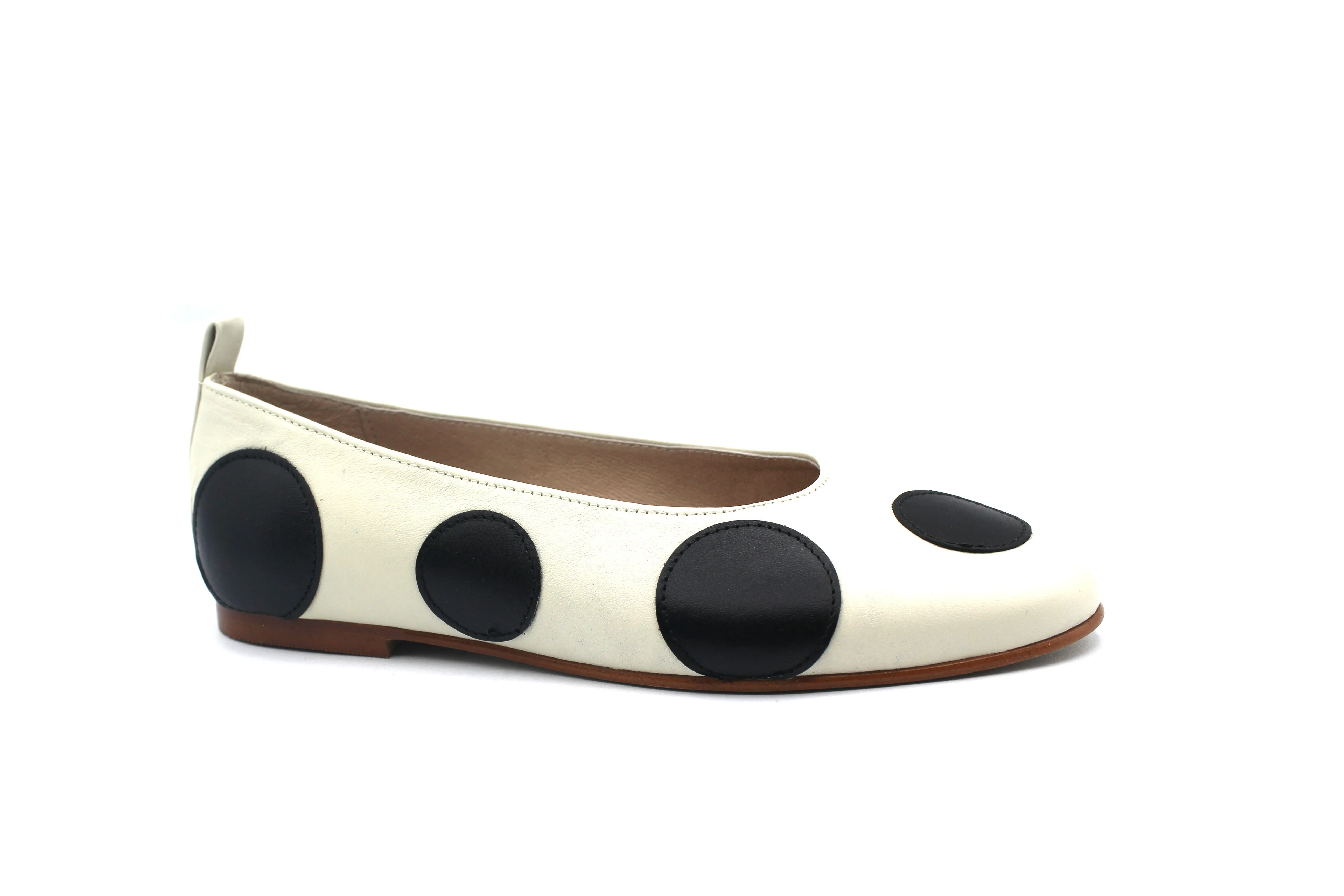 Valencia Cream Dot Flat