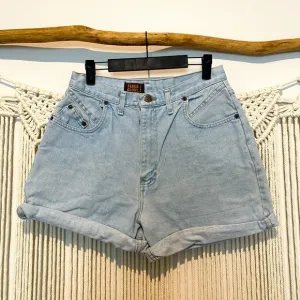 Vintage Denim High-Waisted Old Money Casual Cuffed Summer Jean Shorts Sz M (6/8)