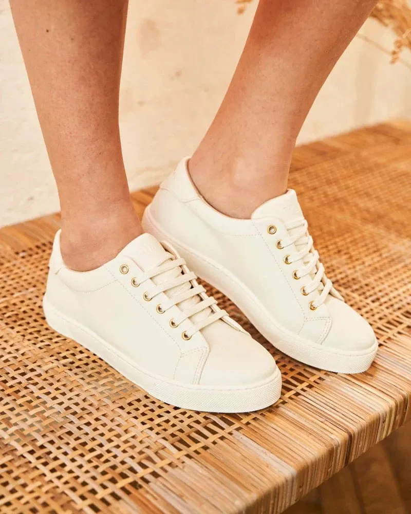 Virevolte Recycled Grain Leather Vegan Sneakers | Cream