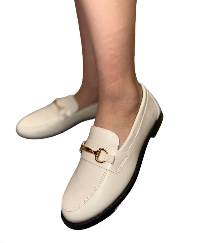 WOMAN VINTAGE SLIP ON LOAFER WITH A BUCKLE DETAIL  PATH-07