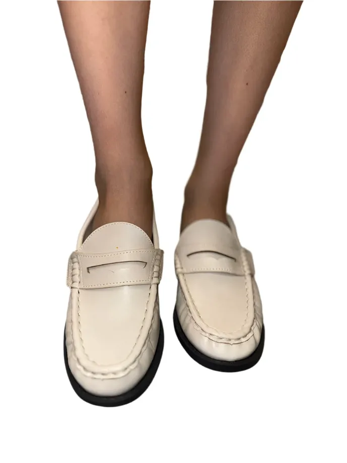 WOMENS VINTAGE SIIP ON LOAFERS PATH-01